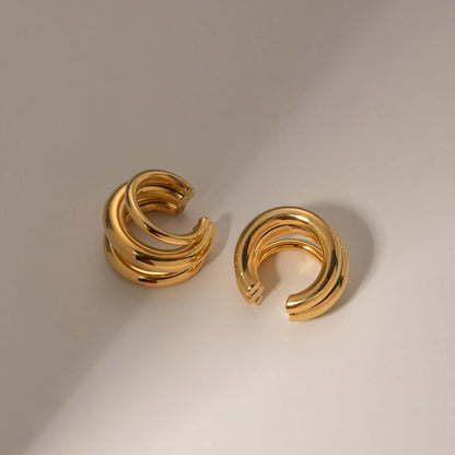 Clipe de Orelha Minimalista em Aço Inoxidável Banhado a Ouro 18k: Elegância e Sofisticação - IA De Ofertas
